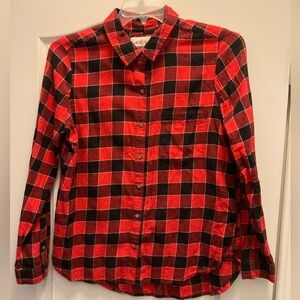 SO Perfect Shirt - soft Buffalo Red & Black Plaid Relaxed Flannel - size L